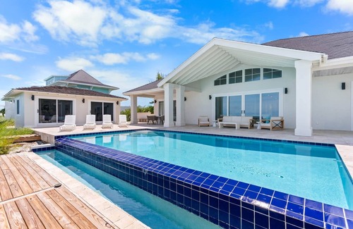 Forbes Hill Villa | Beachwood Villa, Oceanfront near sand flats! Most 5 stars on the island