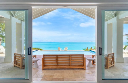 Forbes Hill Villa | Beachwood Villa, Oceanfront near sand flats! Most 5 stars on the island