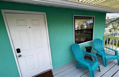 Holmes Beach Apartment | Beachy Coastal Anna Maria Island Rental