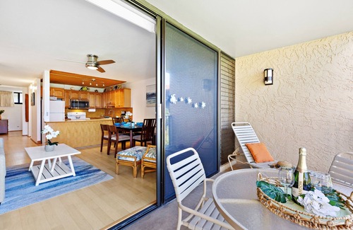 Honokowai Condo | Beachy condo with garden and ocean views