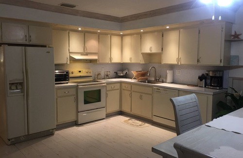 East Boca Raton House | Beachy Duplex Walk/Run/Ride to Beach !