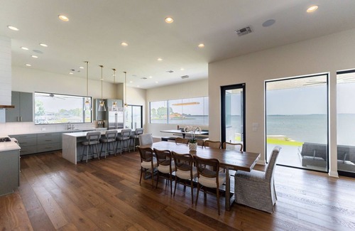 Granite Shoals House | Beachy Vibes & 5-Star Comfort - Spacious Living, Gym, Pool & Pickleball Court