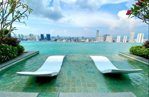 George Town Apartment | Beacon Executive Suite by stayCATion Homestay