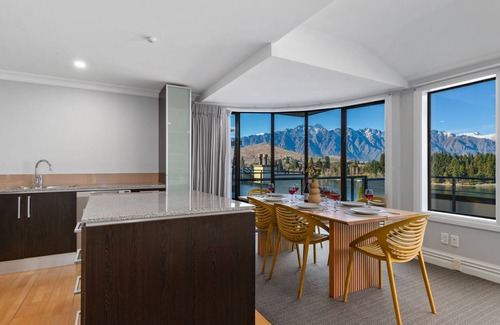 Queenstown Apartment | Beacon Penthouse 1006 - 4 Bed