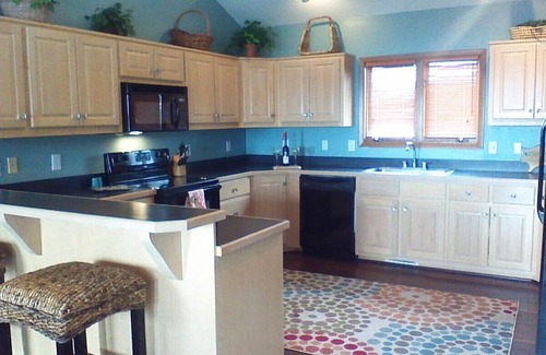 Pine Knoll Shores House | Beacon's Reach Oceanfront 4BD/4.5BA w/elevator. Hot Tub, Pools & Tennis Courts