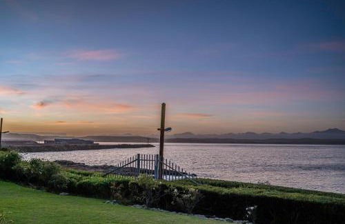 Mossel Bay Apartment | Beacon Wharf , George Hay 1 Holiday Accommodation