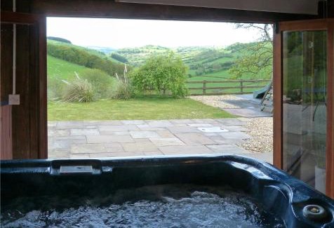 Brecon House | Beacons View Farm Cottages