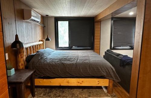 Beamsville Apartment | Beamsville modern rustic suites