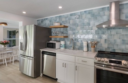 Anna Maria Villa | Bean Pt Bungalow - Private heated pool - half duplex