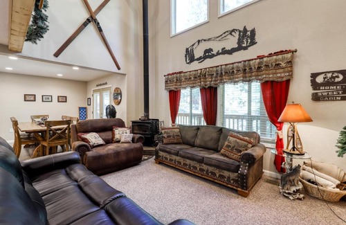 Sierra Cedars House | Bear Bottom Cabin