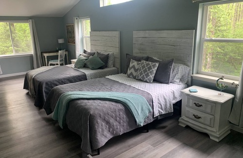 Bear Creek House | Bear Bottoms at Salmon Creek