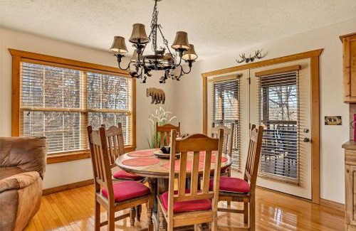 Reeds Spring House | Bear Cabin Getaway