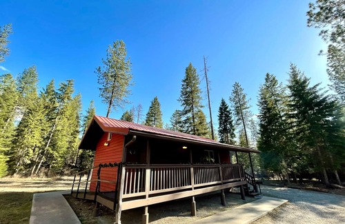 Thompson Falls Cabin | Bear Creek Resort, Cabin Suite (end unit 2 queen beds), Cabin Suite (end unit 2 queen beds)