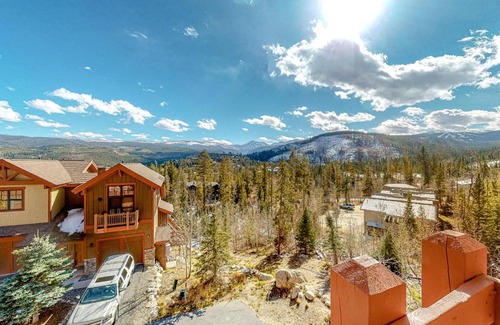 Bear Crossing House | Bear Crossing 370