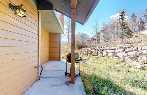 Bear Crossing House | Bear Crossing 370