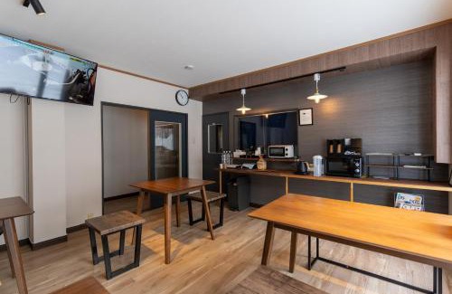 Rausu Hostel | Bear Elephant