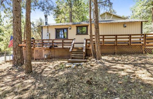 Sugarloaf House | Bear Forest Cabin - Ultra Relaxing Sugarloaf Cottage