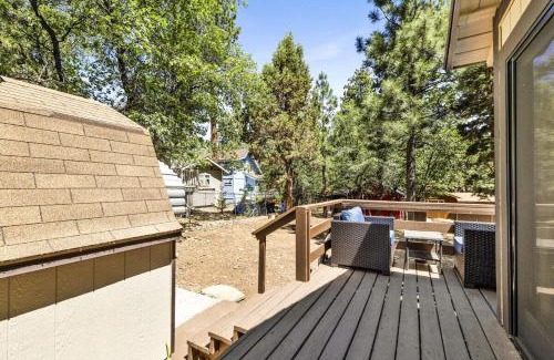 Sugarloaf House | Bear Forest Cabin - Ultra Relaxing Sugarloaf Cottage