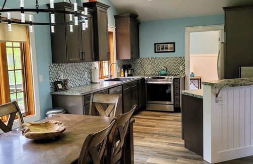 Glen Arbor House | Bear Haven Cottage at Glen Lake Narrows