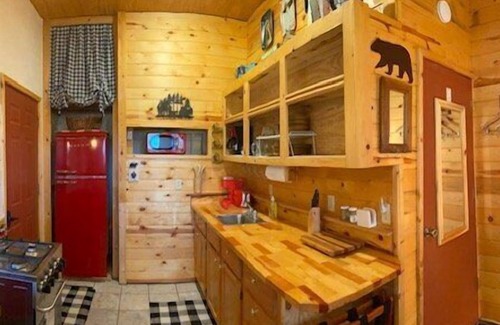 Greer Apartment | Bear Haven on Northwoods Road
