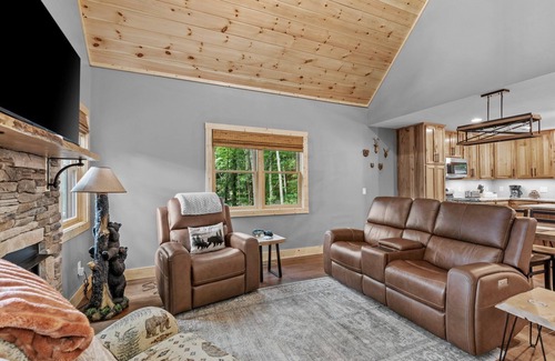 Beech Mountain House | Bear Necessities - Pet Friendly 2 Bedroom on Beech