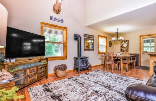 Minocqua House | Bear Paw Hideaway