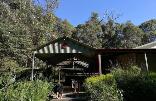 Denmark House | Bear's Den - a picturesque sanctuary