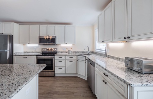 Topsail Beach House | Bear's Den | Canal Front + Boat Dock!