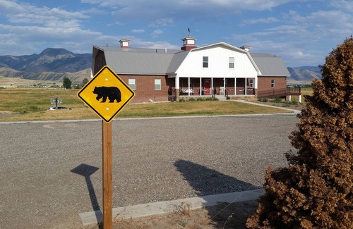Smithfield House | Bear Springs Retreat