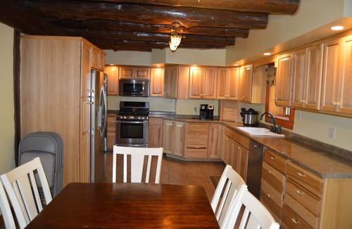Austin Cabin | Bear Trail Lodge - Potter County Vacation Home