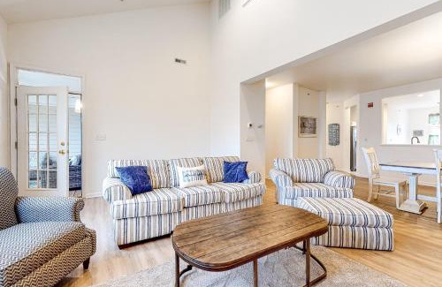 Ocean View Apartment | Bear Trap Dunes - 210H October Glory Ave