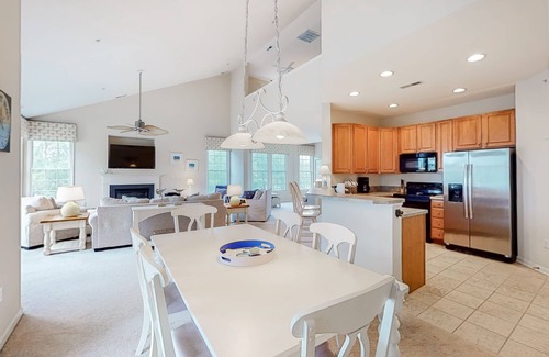 Ocean View Condo | Bear Trap Dunes 2nd floor condo w/tennis court, pool, and golf on-site