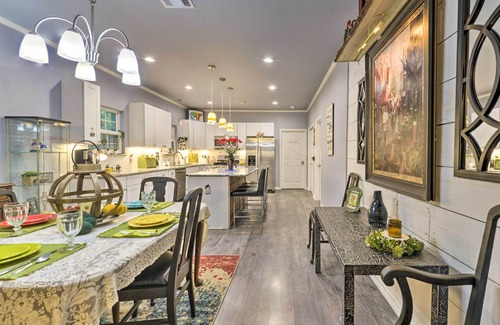 Waco Cottage | 'Bearadise Bungalow' ~ 2 Mi to Magnolia Market!