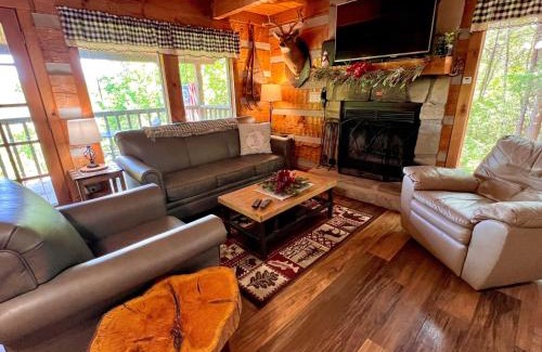 Gatlinburg - Pigeon Forge House | Bearadise Found cabin