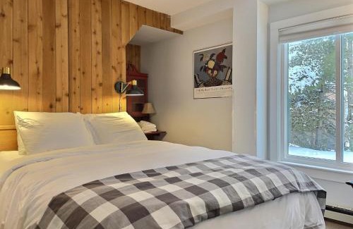 Killington Apartment | Bearitime Lodge Pool, Gym, Hot Tub, Close to Resort