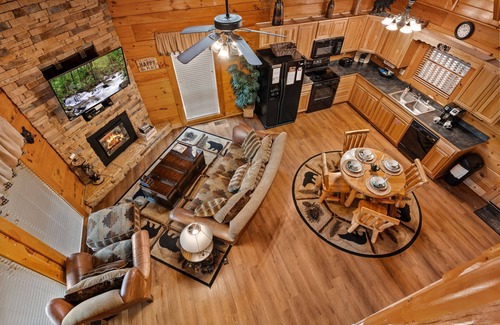 Sevierville Cabin | Bearly Behavin Cabin Rental