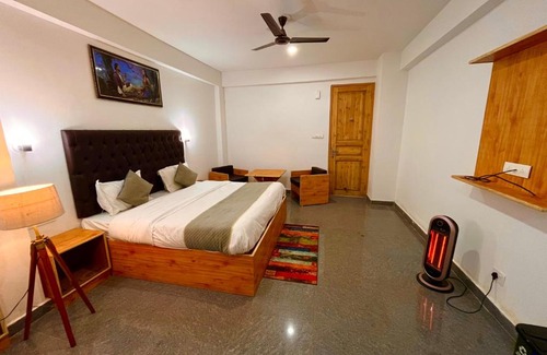 Gadherni Hotel | Beas Riverpark Resort -Scenic mountain & river view rooms