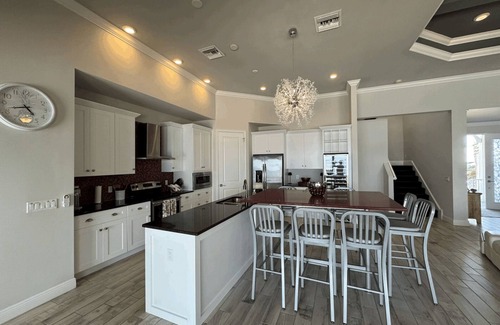 Caloosahatchee Villa | BEAT THE HEAT - 20% OFF YOUR DREAM GETAWAY - 3127 Riverhouse Princess