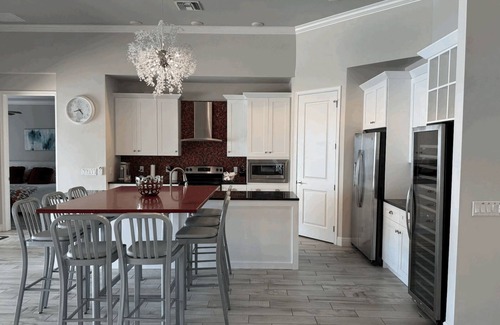 Caloosahatchee Villa | BEAT THE HEAT - 20% OFF YOUR DREAM GETAWAY - 3127 Riverhouse Princess