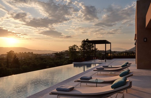Kalamaki Villa | Beatiful villa with great view 5 minutes drive from beach