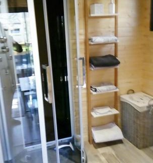 Ver-sur-Mer Bed & Breakfast | Beatrice