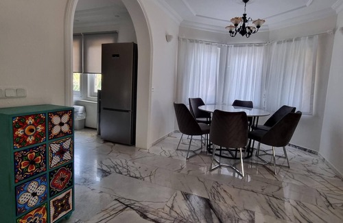 Dalyan City Center Villa | Beatufiul Villa Close to the Town Centre With Private Gardens and Swimming Pool