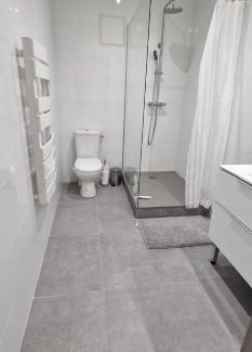 Saint-Georges-d'Esperanche Apartment | Beau Appartement T2