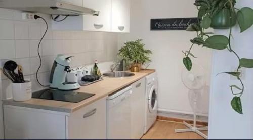 Miroir - Batignolles Apartment | Beau duplex à la gare du Mans
