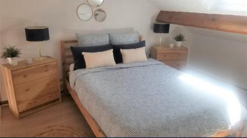 Miroir - Batignolles Apartment | Beau duplex à la gare du Mans