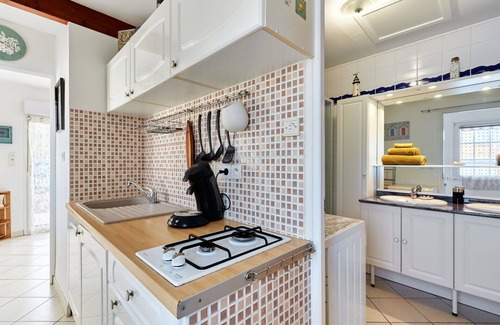Saint-Martin-d'Audouville House | Beautiful private villa for 2 people with WIFI, TV and pets allowed