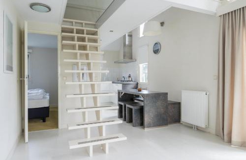 Kattendijke House | Beau Su Mer nr 1