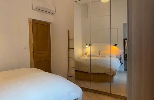 Quartier Administrations Apartment | Beau T2 Clim Terrasse Tout Confort Bien Situé, Parfait Pour un Couple! Superhôte