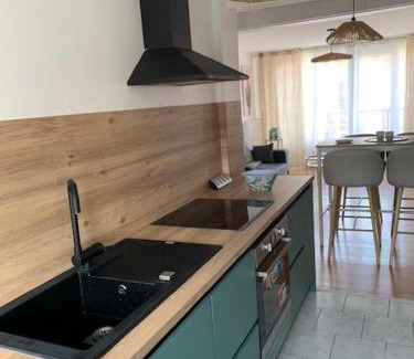 Dunkerque Centre Apartment | Beau T2 Hyper Centre Dunkerque Parking Gratuit