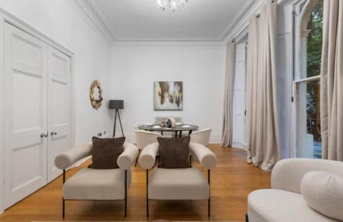 Brompton & Hans Town Apartment | Beaufort Gardens Knightsbridge - 2 Bed